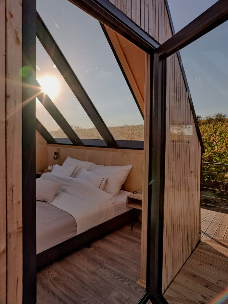 Picture of Best Off-Grid Rentals In Every US State - Green Building Elements